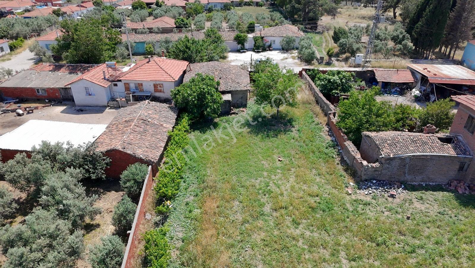 Akhisar Kapaklı Mahallesi'nde 543 M2 İçinde Eski Yapı Olan Arsa - Görsel 13