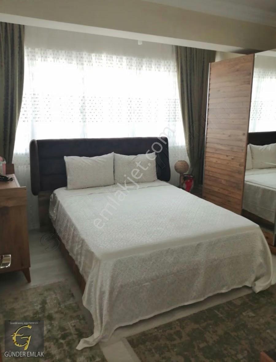 Kazımdirik Mahallesinde 3+1 Kiralık Daire - Görsel 4