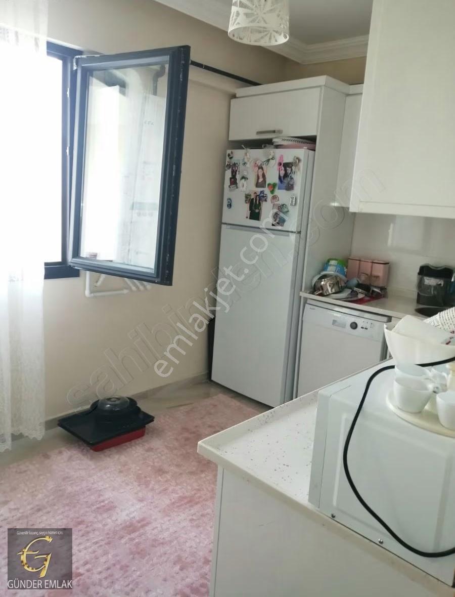 Kazımdirik Mahallesinde 3+1 Kiralık Daire - Görsel 16