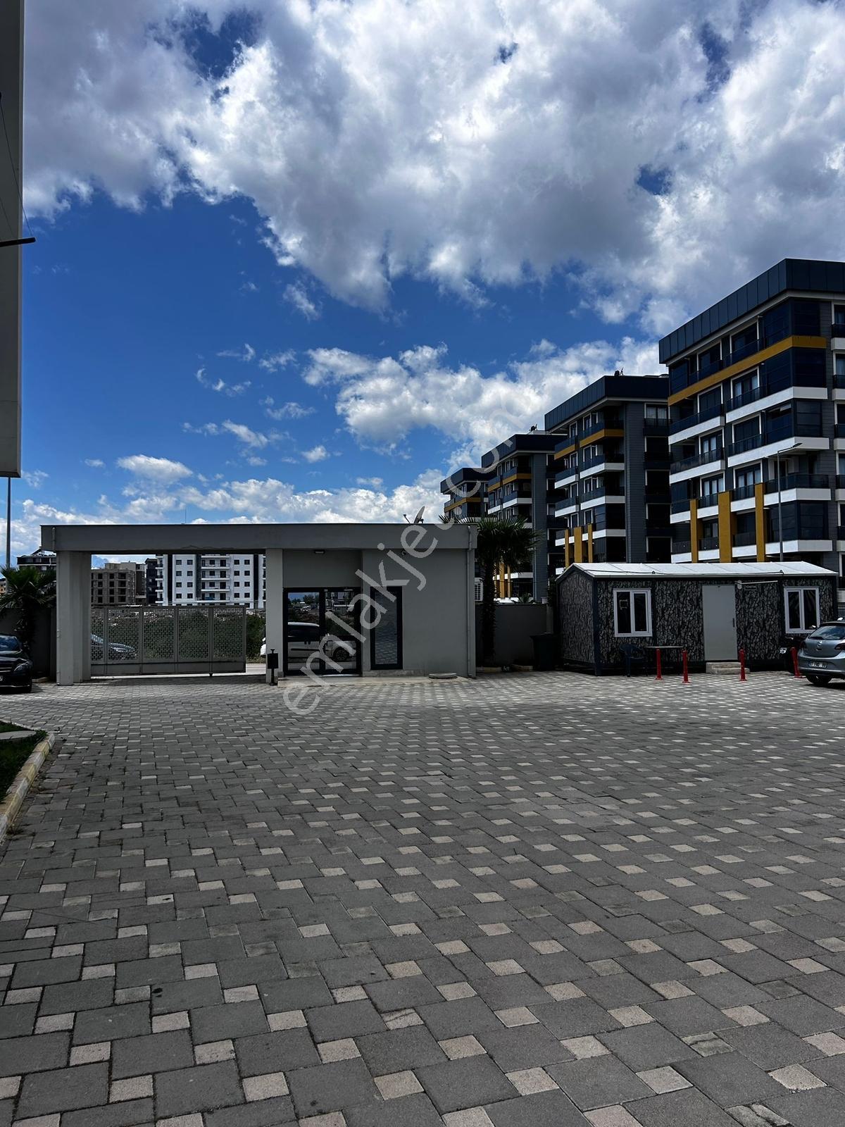 Çankaya'da, Güvenlikli Ve Havuzlu Sitede, Full Manzaralı 2+1 - Görsel 11