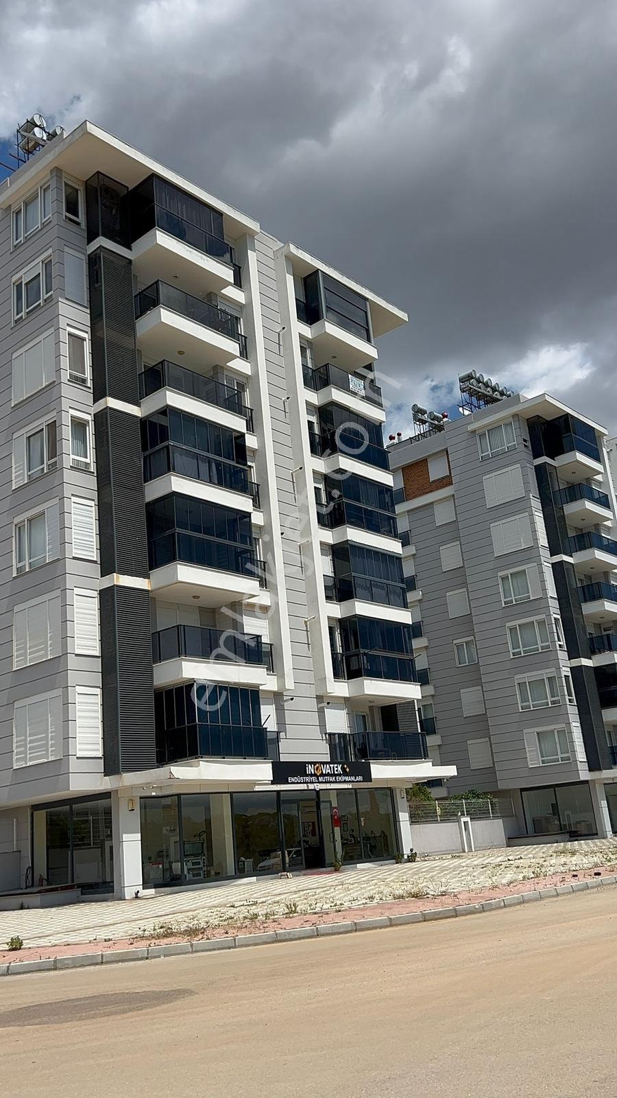 Çankaya'da, Güvenlikli Ve Havuzlu Sitede, Full Manzaralı 2+1 - Görsel 25