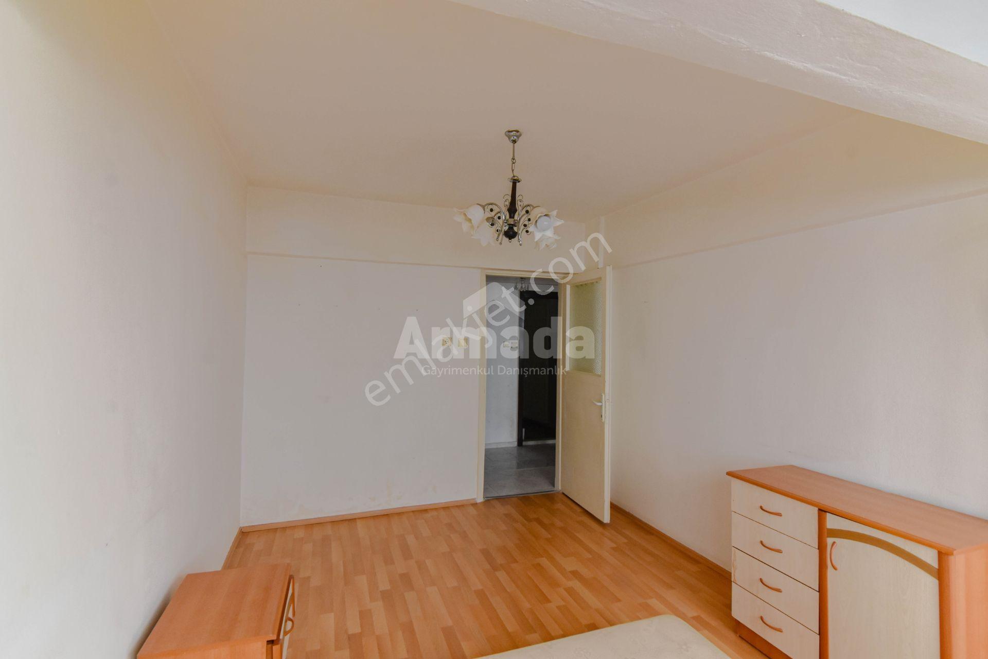 Kuşadası Merkezde Ana Yola Yakın 3+1 Geniş Daire - Görsel 12