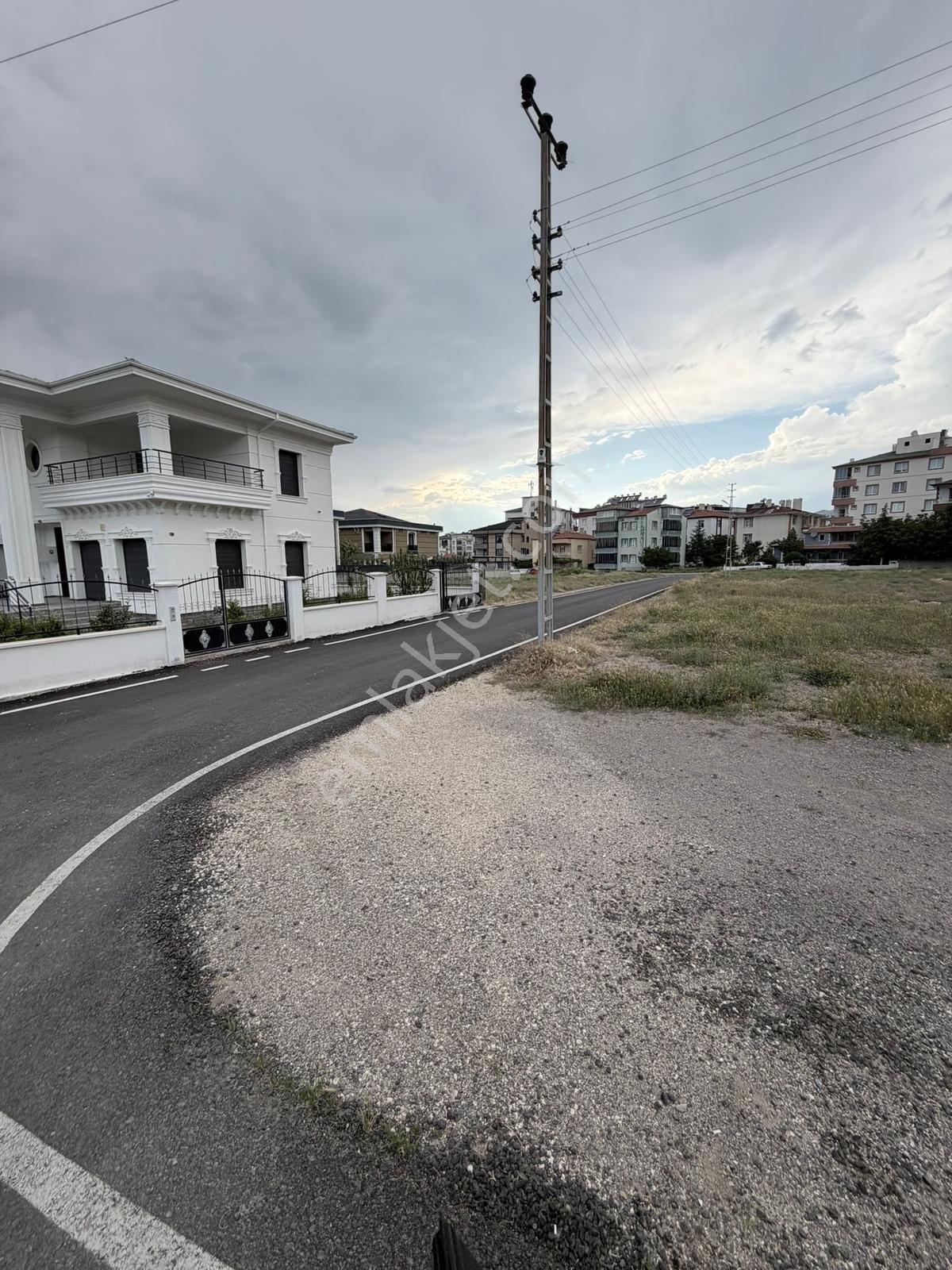 Bahçelievler Mah. 414m2 Süper Konumlu Satılık Arsa - Görsel 5