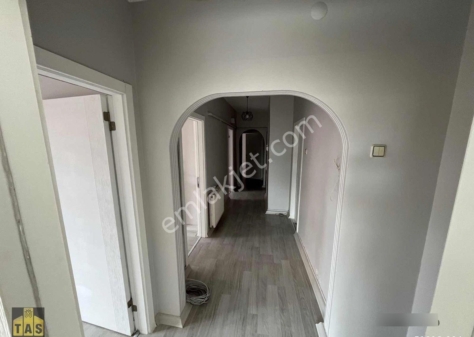 Çankaya Sokullu'da Öveçler Vadisi Manzaralı 3+1 Kiralık Daire - Görsel 15