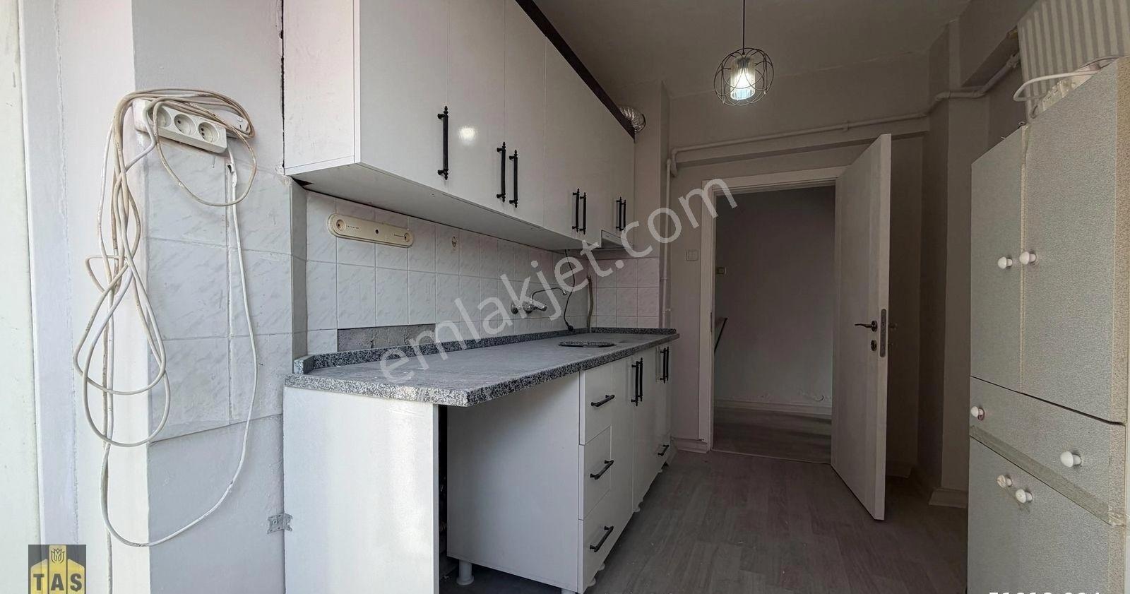 Çankaya Sokullu'da Öveçler Vadisi Manzaralı 3+1 Kiralık Daire - Görsel 11
