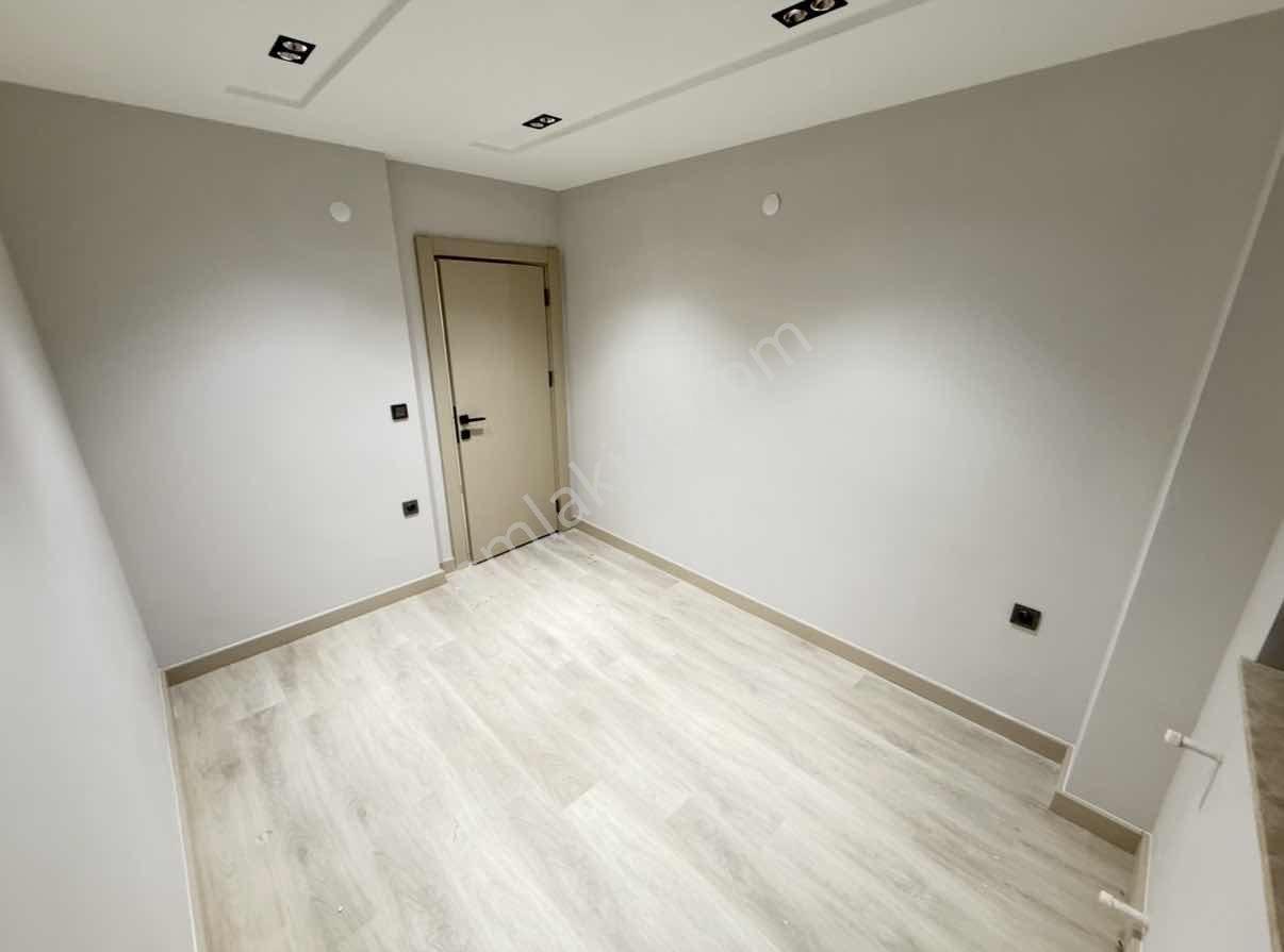 Bu_daireye_bakmadan_daire_almayın_salon_kadar_geniş_mutfaklı_!!! - Görsel 7