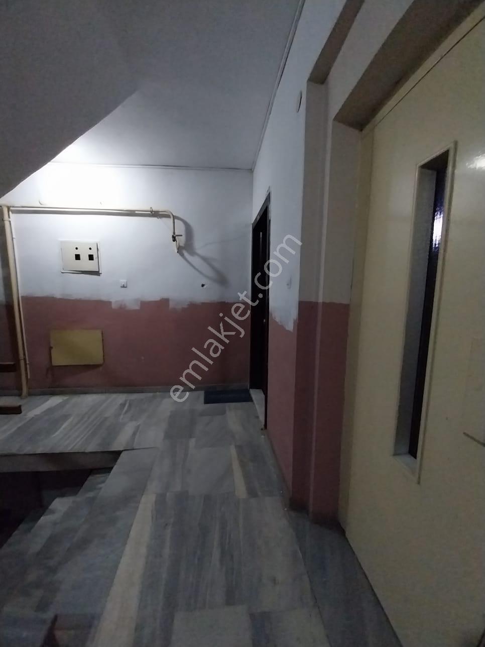 Kocaeli Gölcük Şehitler Mahallesi Kiralık 2+1 Daire - Görsel 8