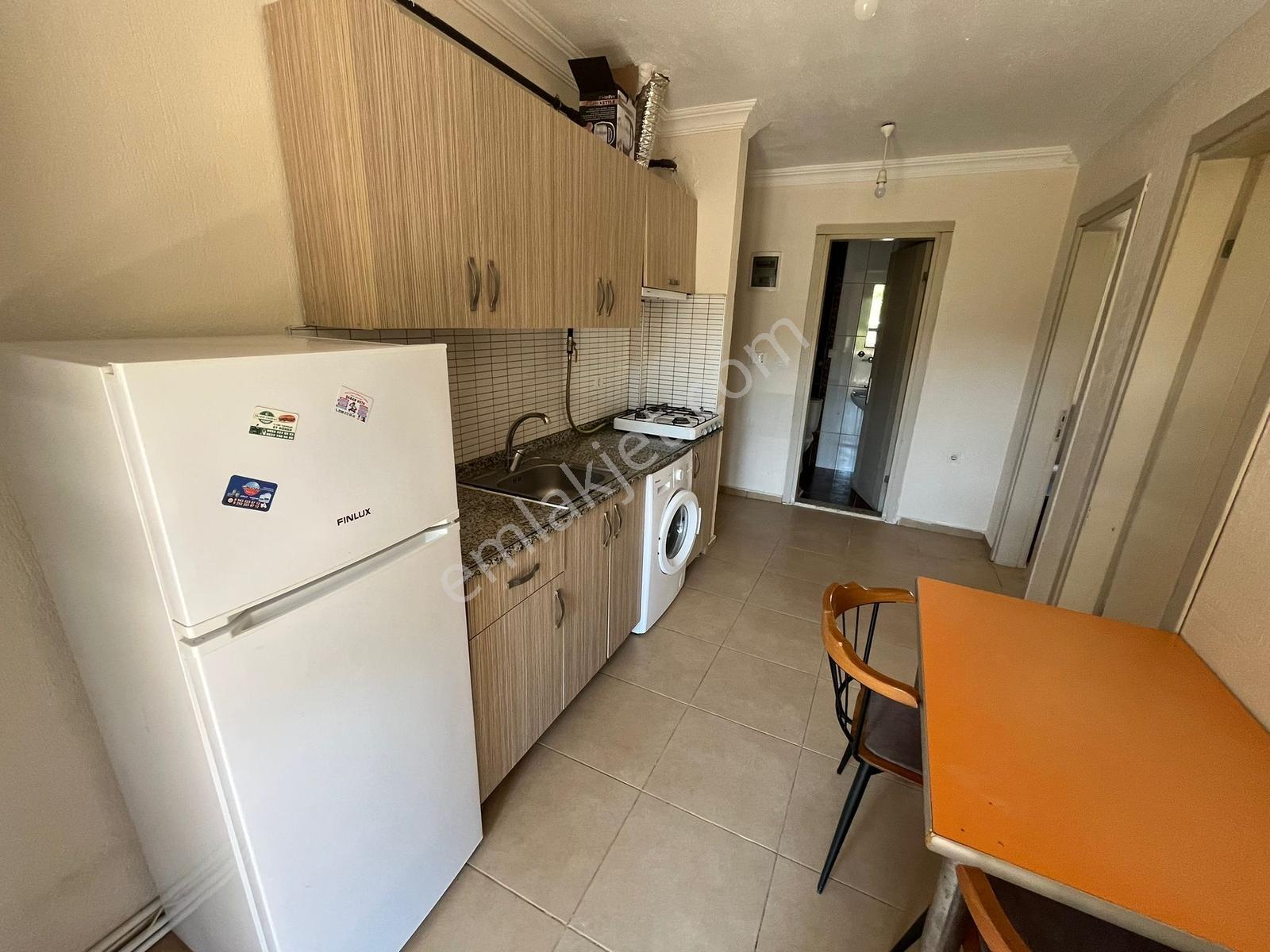 Muğla Kötekli'de Üniversiteye Yakın 2+0 Kiralık Daire