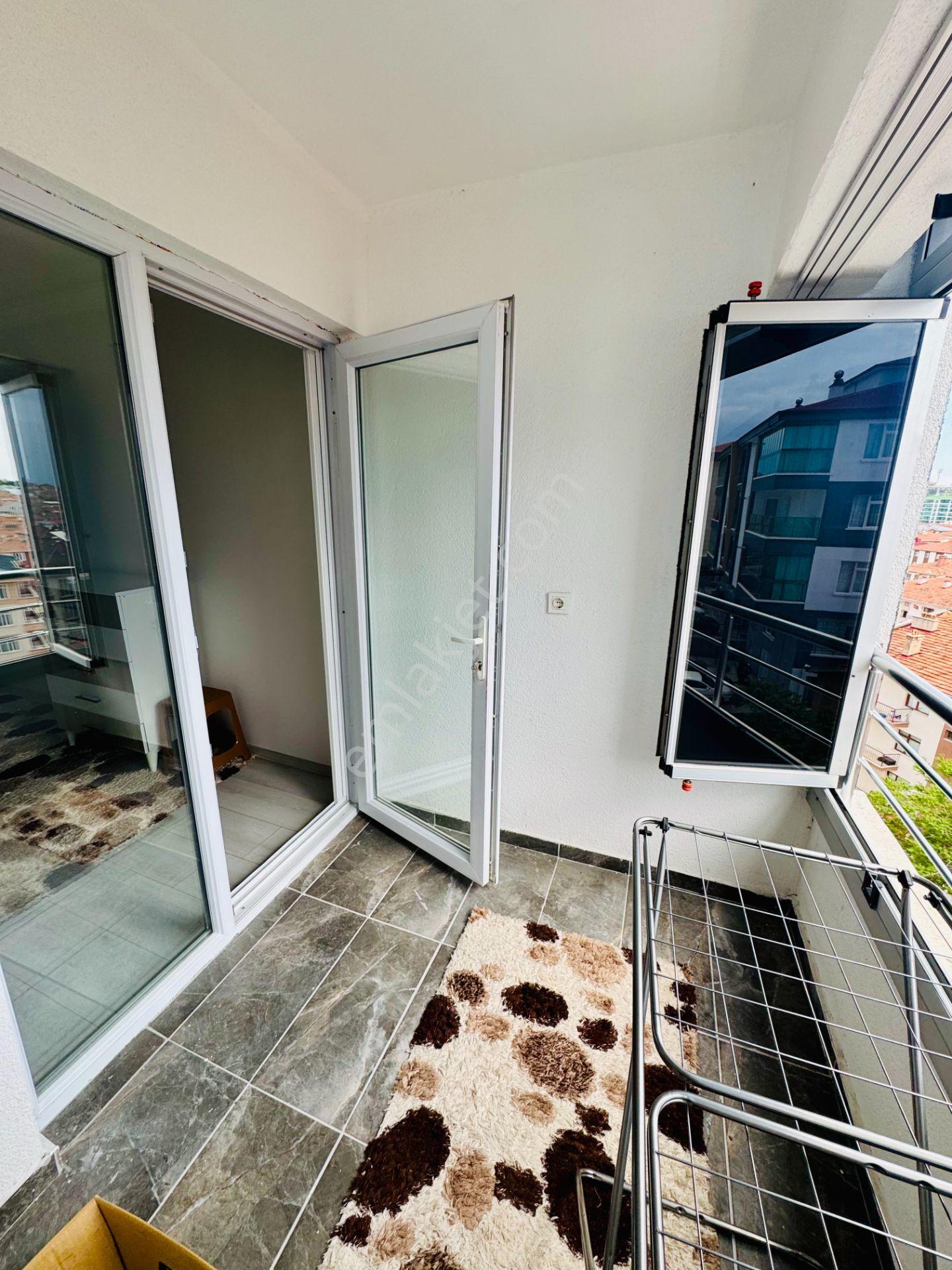 Seğmenler 1+1 Eşyalı Şehir Manzaralı Temiz Kiralık Daire - Görsel 21