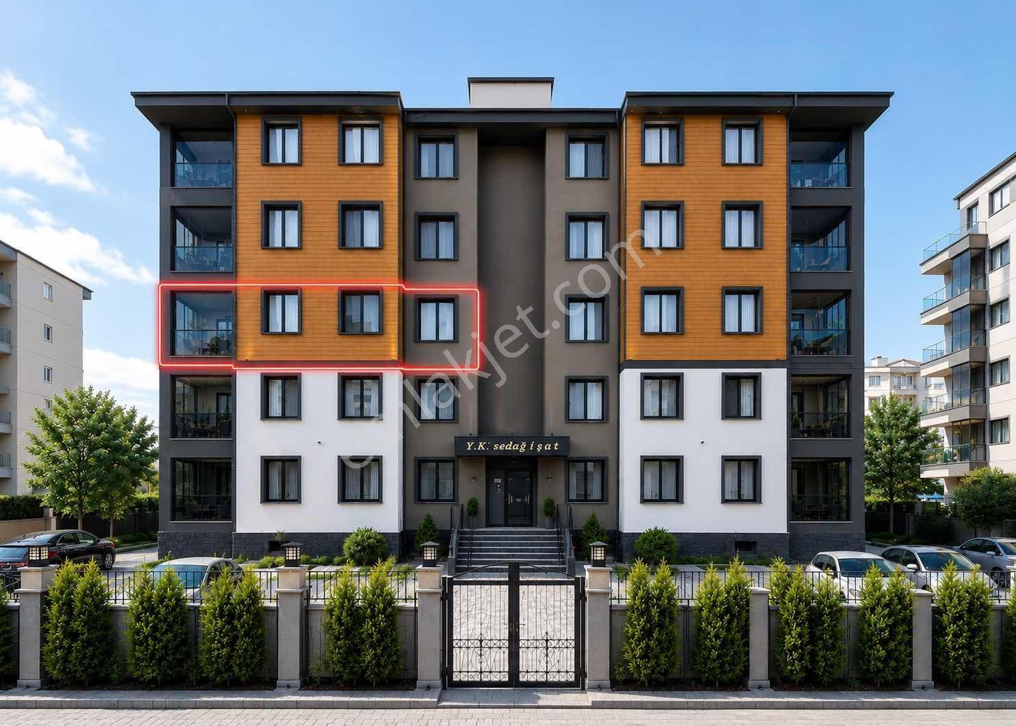 Onmax Bahçelievler'de Kiralık 2+1 110m2 Ara Kat Doğalgazlı Daire