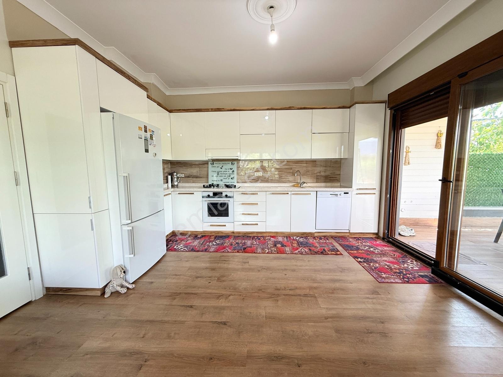 ▀güçten Güre'de Denize Sadece 100m Kazdağı Manzaralı 5+1 Triplex - Görsel 29