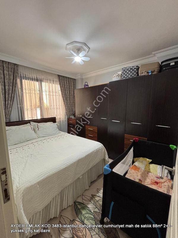 İstanbul Bahçelievler Cumhuriyet Mah De Satılık 88m² 2+1-yüksek Giriş.kat Daire - Görsel 2
