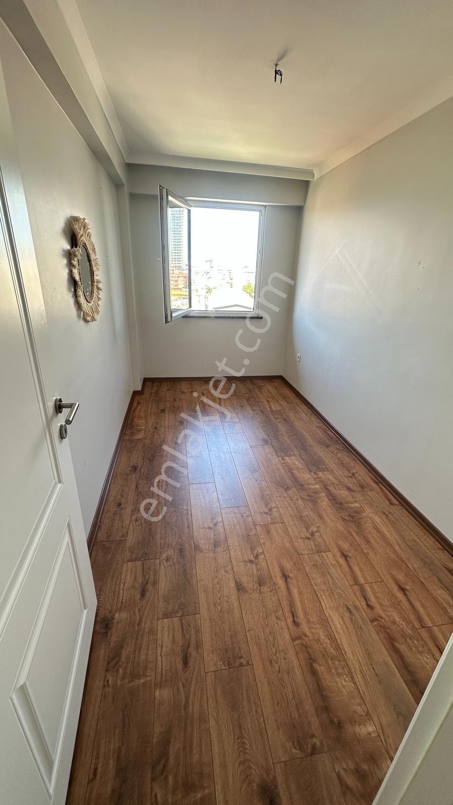 Pendik Yeşilbağlar Kiralık 2+1 - 8.kat -metro 50 Metre Mesafede - Görsel 6