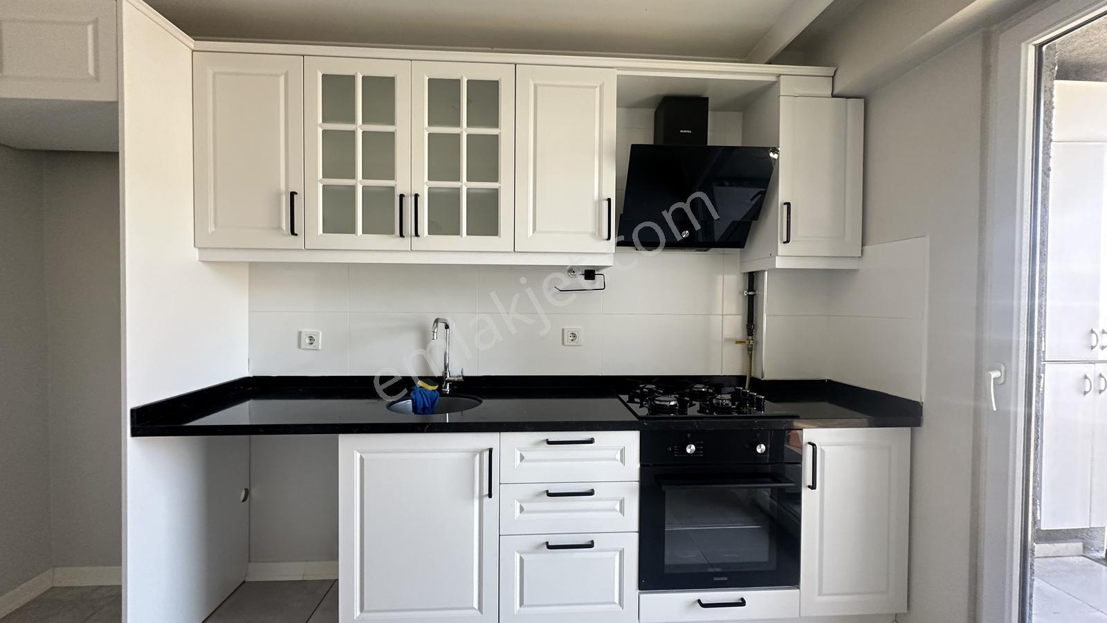 Pendik Yeşilbağlar Kiralık 2+1 - 8.kat -metro 50 Metre Mesafede - Görsel 28
