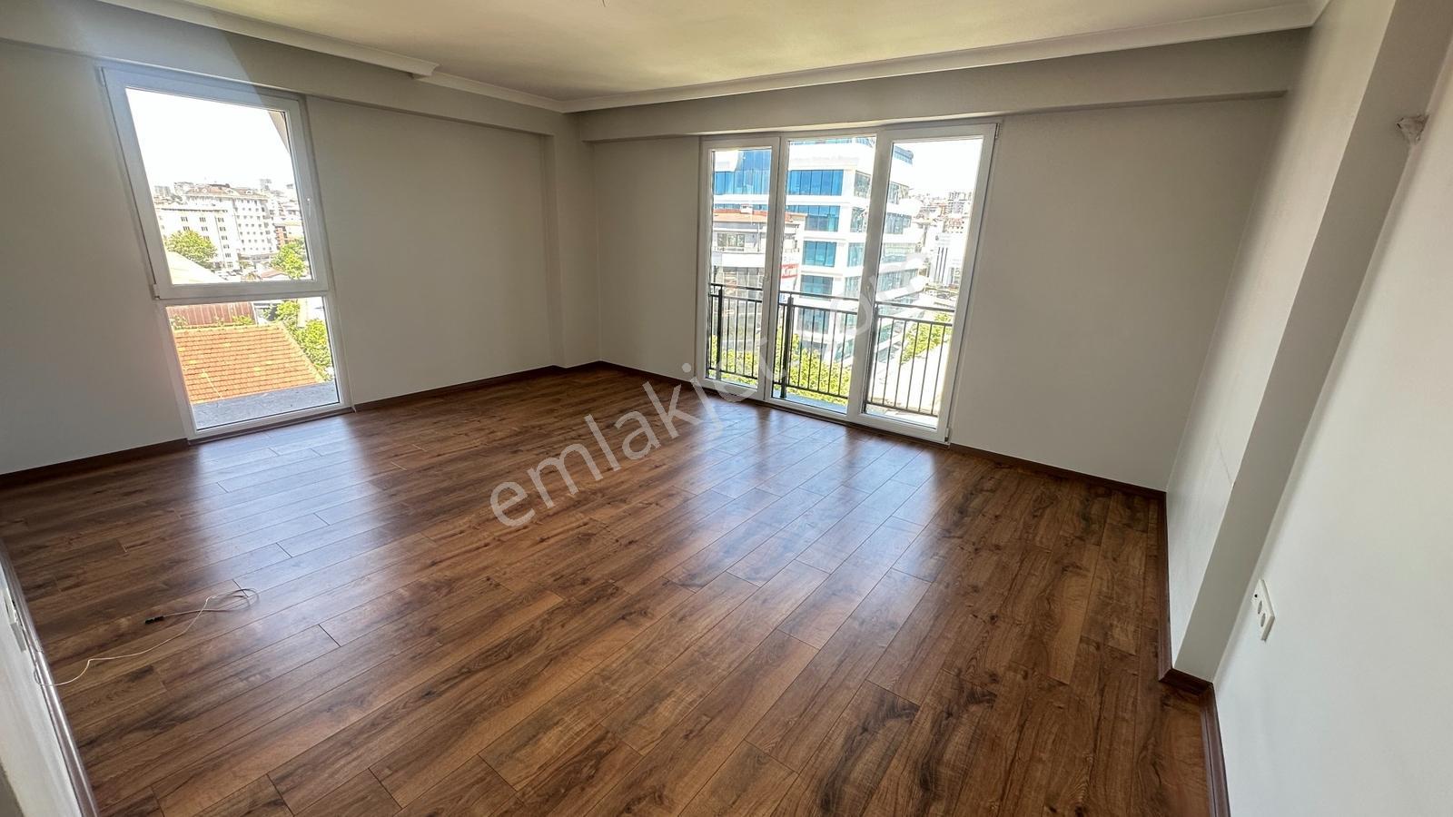 Pendik Yeşilbağlar Kiralık 2+1 - 8.kat -metro 50 Metre Mesafede - Görsel 5
