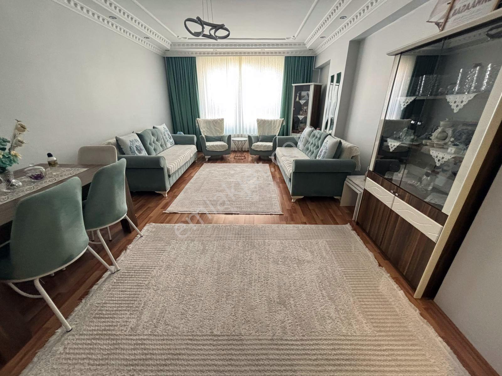 Atapark Mahallesinde Manzaralı Katta 3+1
