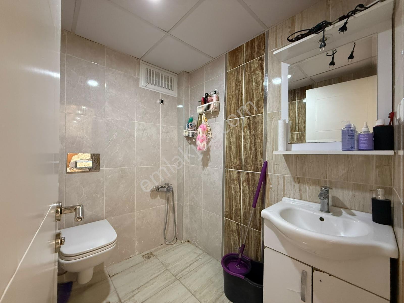 Carşı Merkezde Satılık 1+1 Eşyalı Daire - Görsel 3
