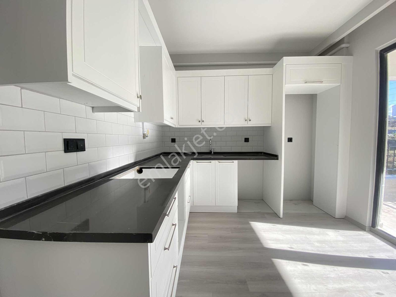 Bahadır'dan Karşıyaka Güzelyaka Sitesi 3+1 3 Cephe Yüzme Havuz - Görsel 29