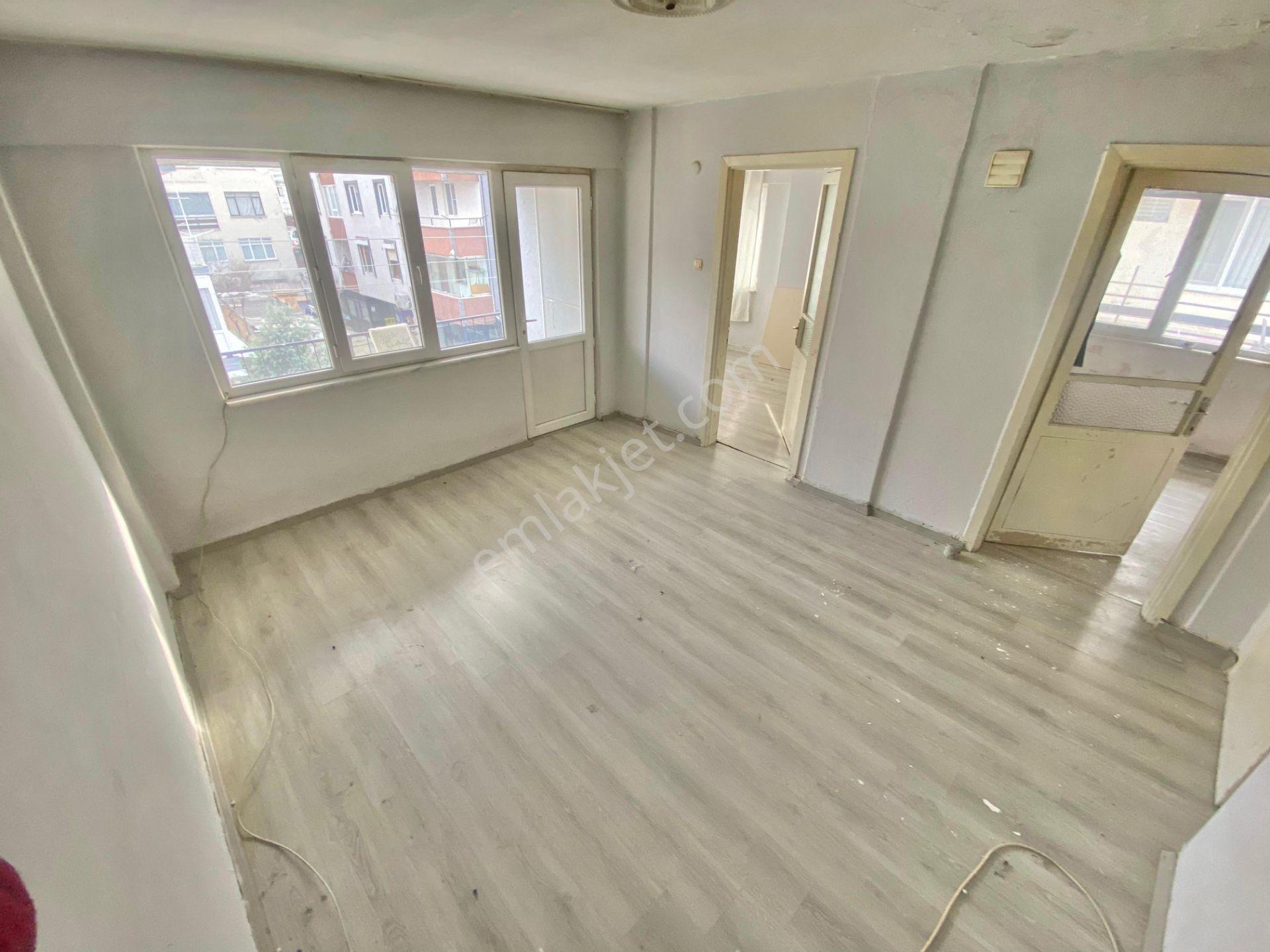 ꧁ay Emlaktan꧁akçay Merkezde Ön Cephe Denize 100 Metre Kiralık 2+1 Daire - Görsel 10