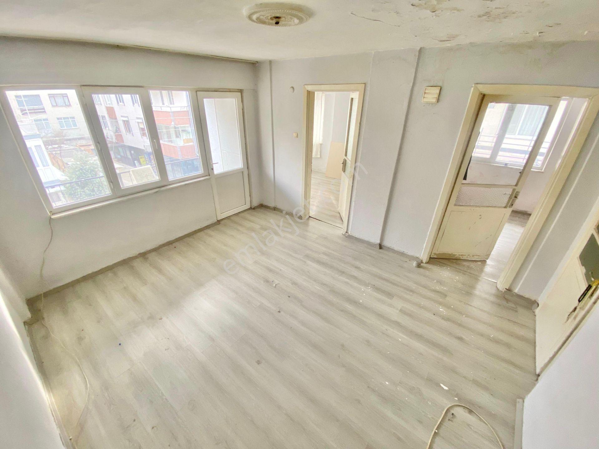 ꧁ay Emlaktan꧁akçay Merkezde Ön Cephe Denize 100 Metre Kiralık 2+1 Daire - Görsel 9