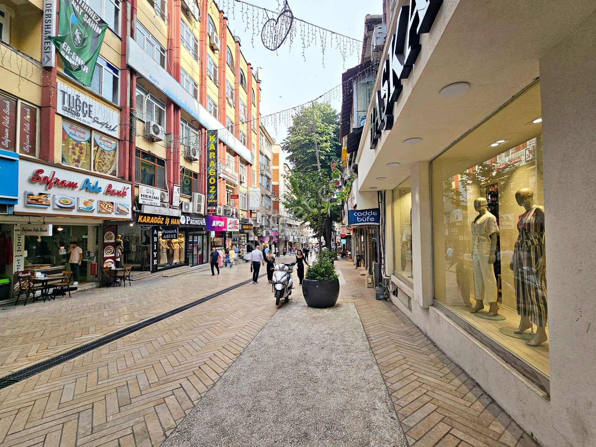 İzmit Fethiye Cd. Gök İş Hanı, Caddeye Bakan Satılık 50 M2 Ofis - Görsel 2