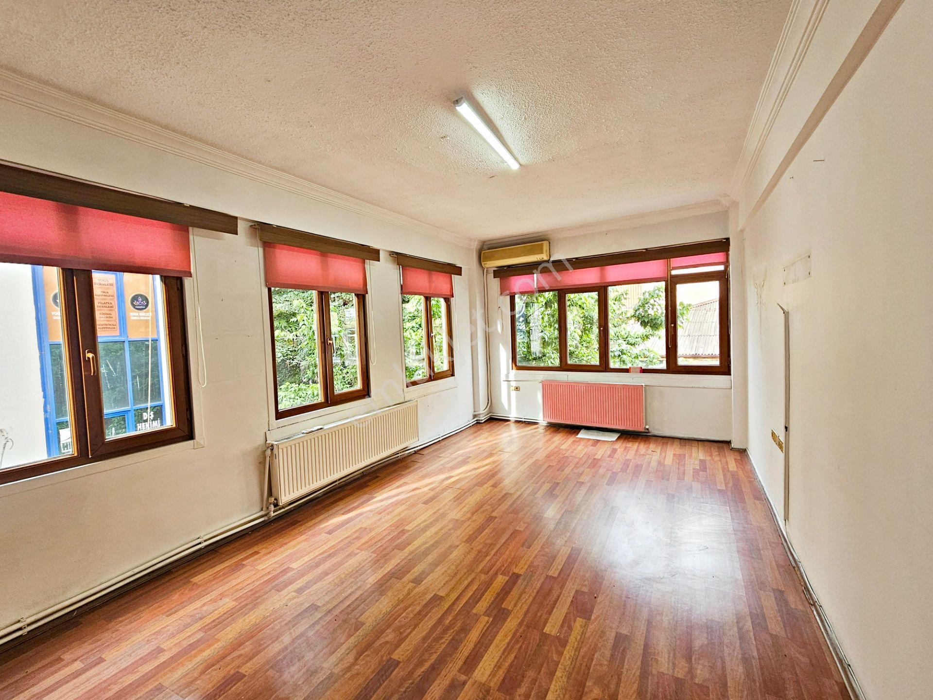 İzmit Fethiye Cd. Gök İş Hanı, Caddeye Bakan Satılık 50 M2 Ofis - Görsel 3