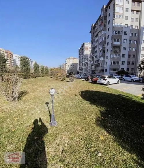 Vişnelik Mah Atatürk Bulvarı Alkonak Sit 3+1 Kiralık - Görsel 3