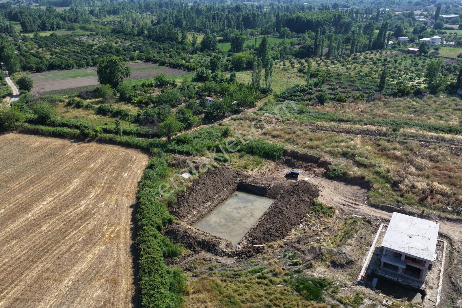▀güçten Edremitte Ticari&konut İmarlı 588 M2 Fırsat Satılık Arsa - Görsel 5