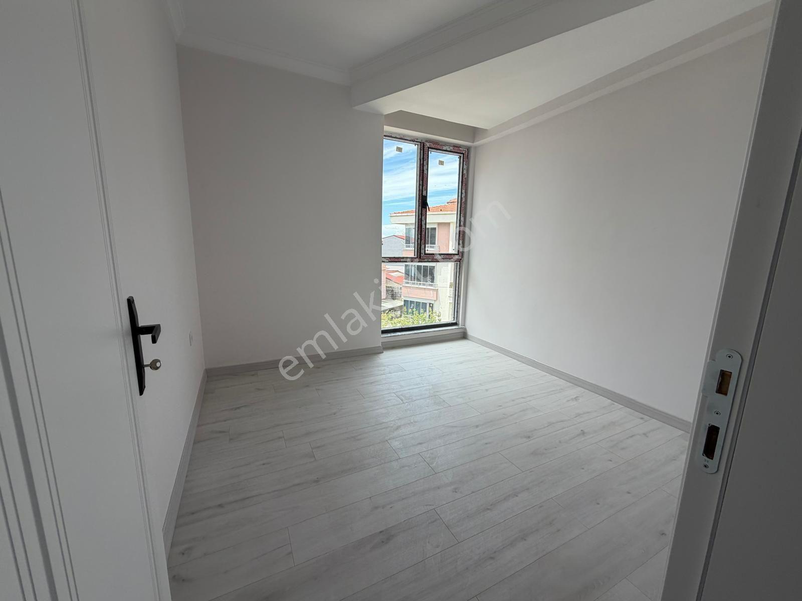 Ak Auto Gayrimenkul'den Tekirdağ Süleymanpaşa Gündoğdu Mah 1+1 Kiralık Geniş Daire - Görsel 17