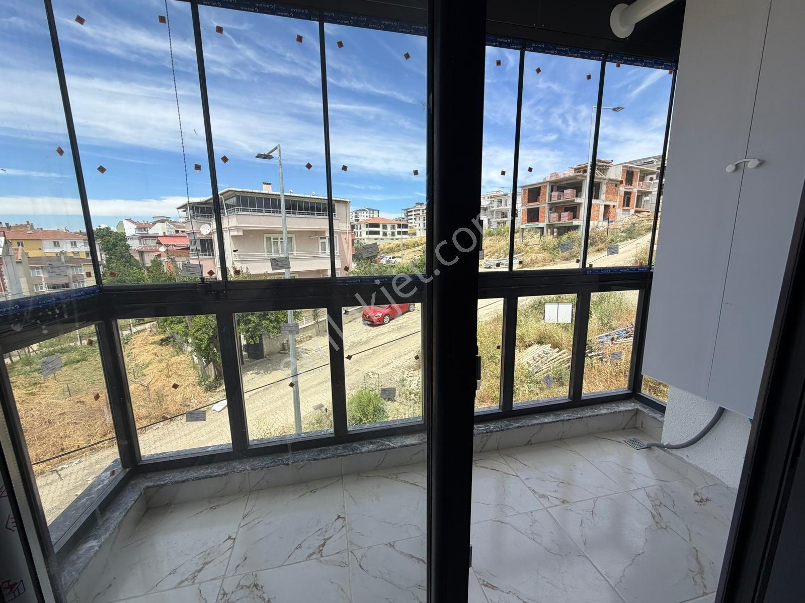 Ak Auto Gayrimenkul'den Tekirdağ Süleymanpaşa Gündoğdu Mah 1+1 Kiralık Geniş Daire - Görsel 16