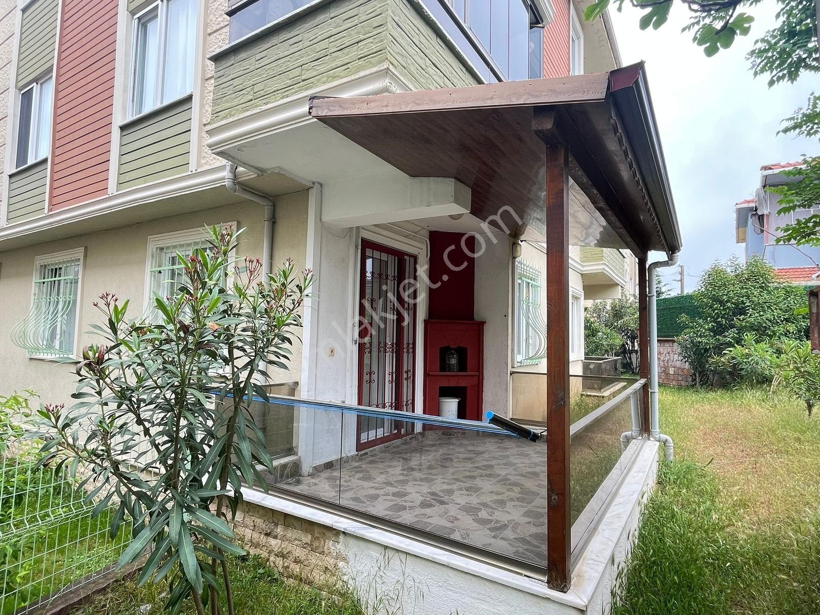Arslan İnşaat Verandalı Bahçeli Denize Yakın 2+1 Köşe Daire - Görsel 5