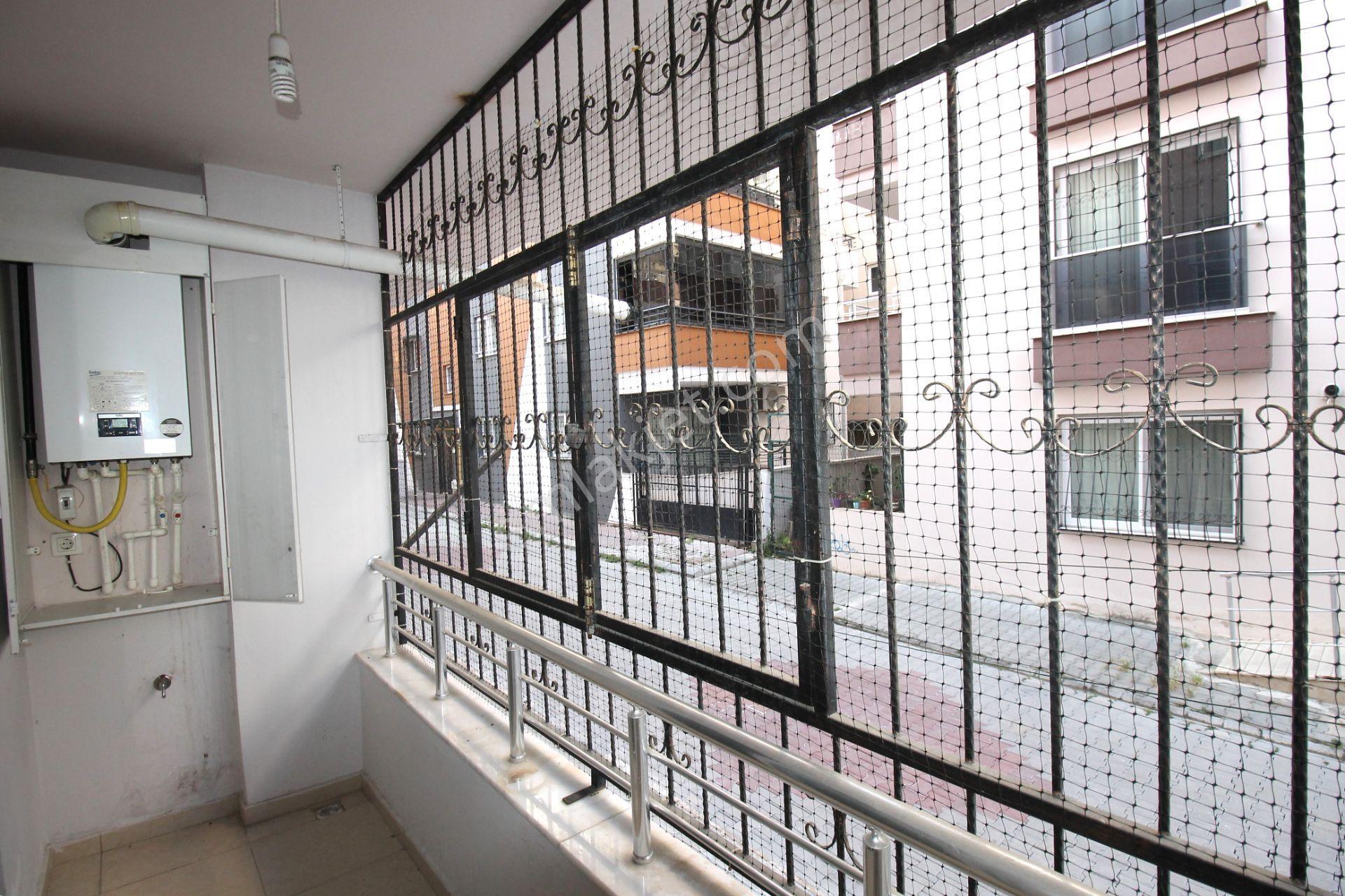 Retro’dan Aydınlıkevler’de Müstakil Tadında D.gazlı Kiralık 2+1 - Görsel 12