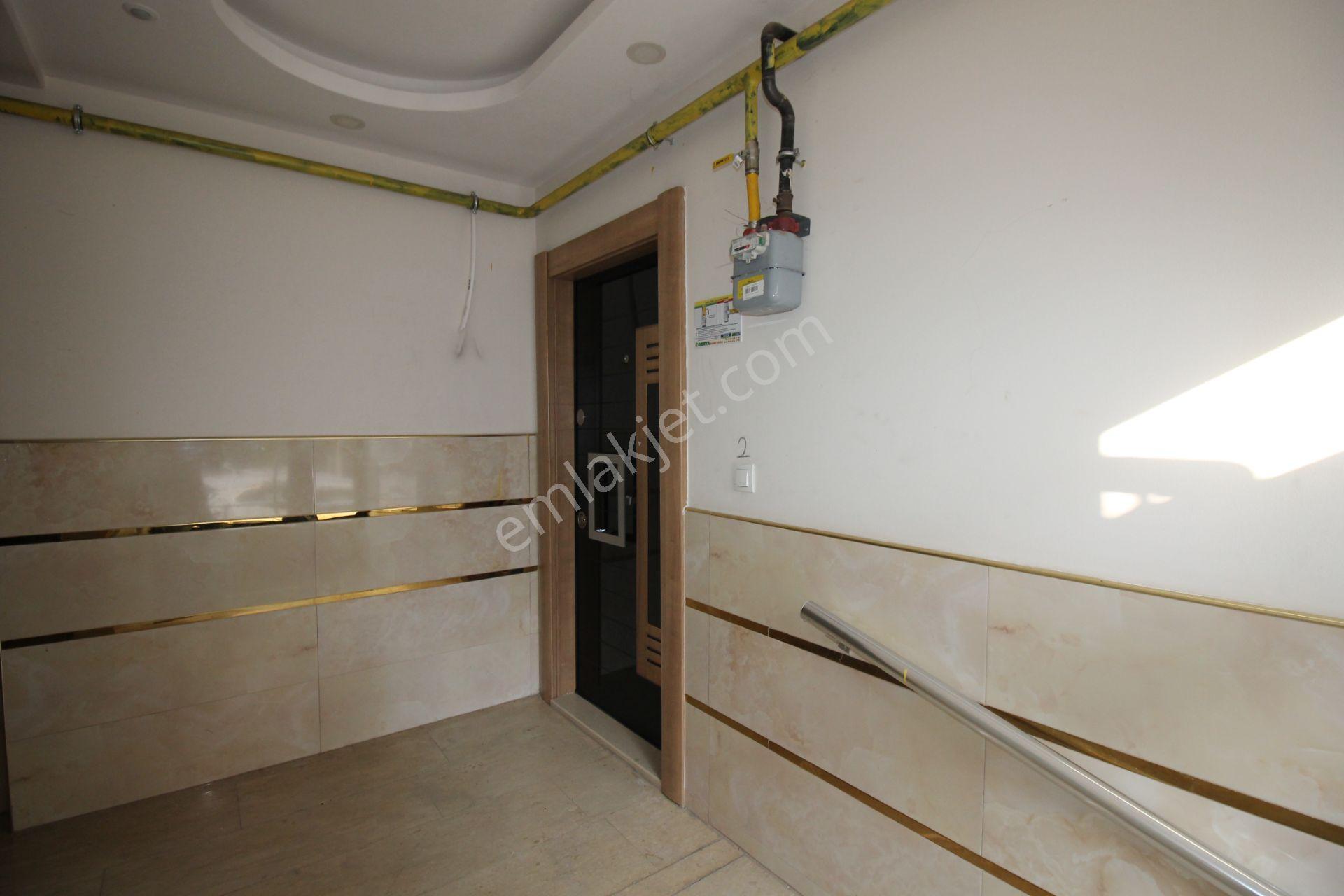 Retro’dan Aydınlıkevler’de Müstakil Tadında D.gazlı Kiralık 2+1 - Görsel 17