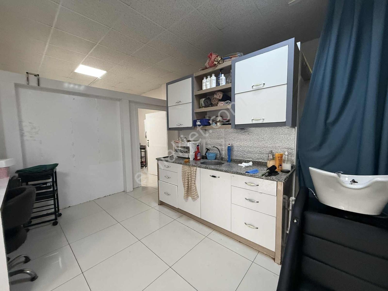 Çakmak Cadde Üstü Kiralık 260 M2 Köşe Dükkan Ofis - Görsel 14