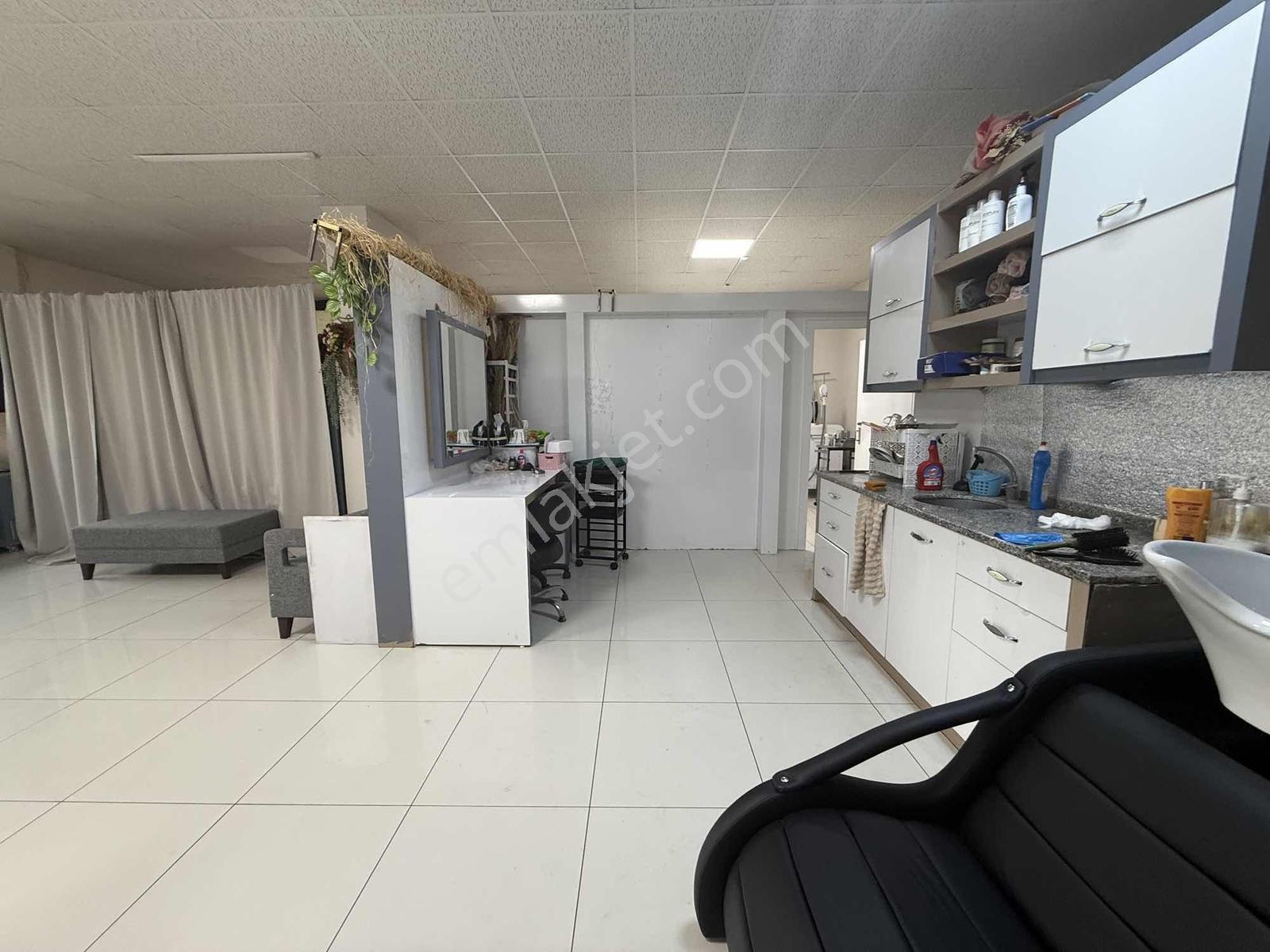 Çakmak Cadde Üstü Kiralık 260 M2 Köşe Dükkan Ofis - Görsel 11