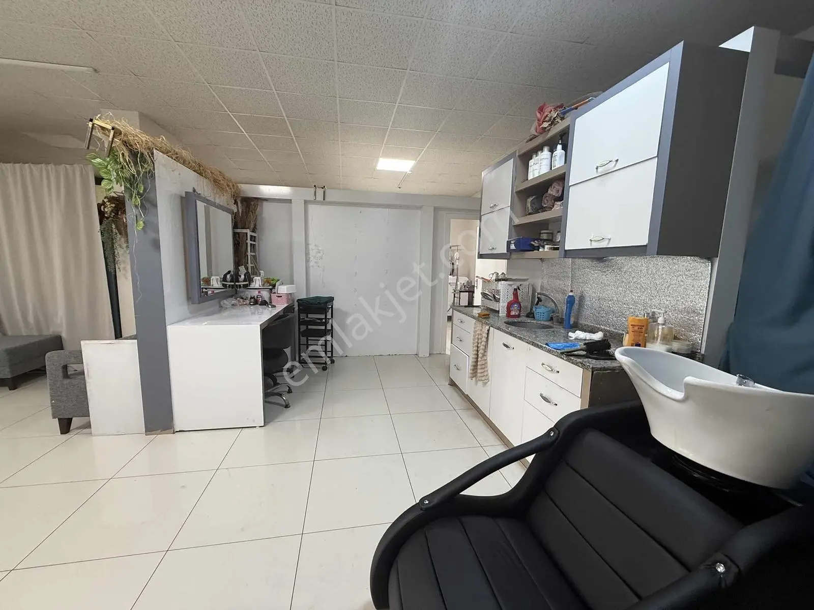 Çakmak Cadde Üstü Kiralık 260 M2 Köşe Dükkan Ofis - Görsel 32