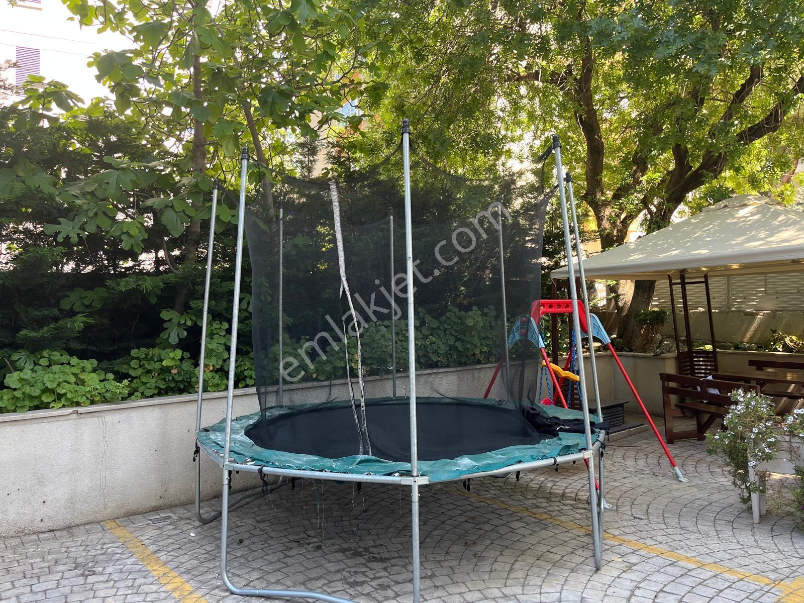 Kozyatağı'nda Prestijli Binada Çift Balkonlu E.banyolu 2+1 Boş - Görsel 27