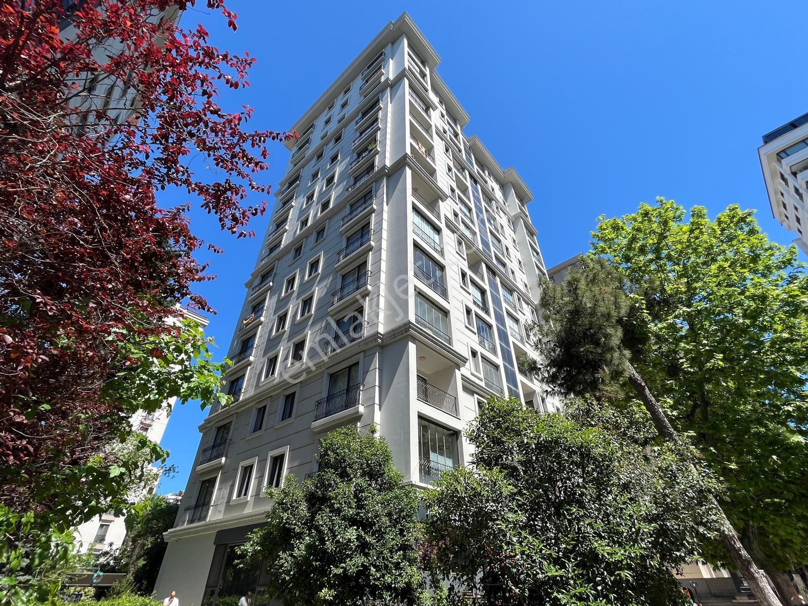 Kozyatağı'nda Prestijli Binada Çift Balkonlu E.banyolu 2+1 Boş - Görsel 32