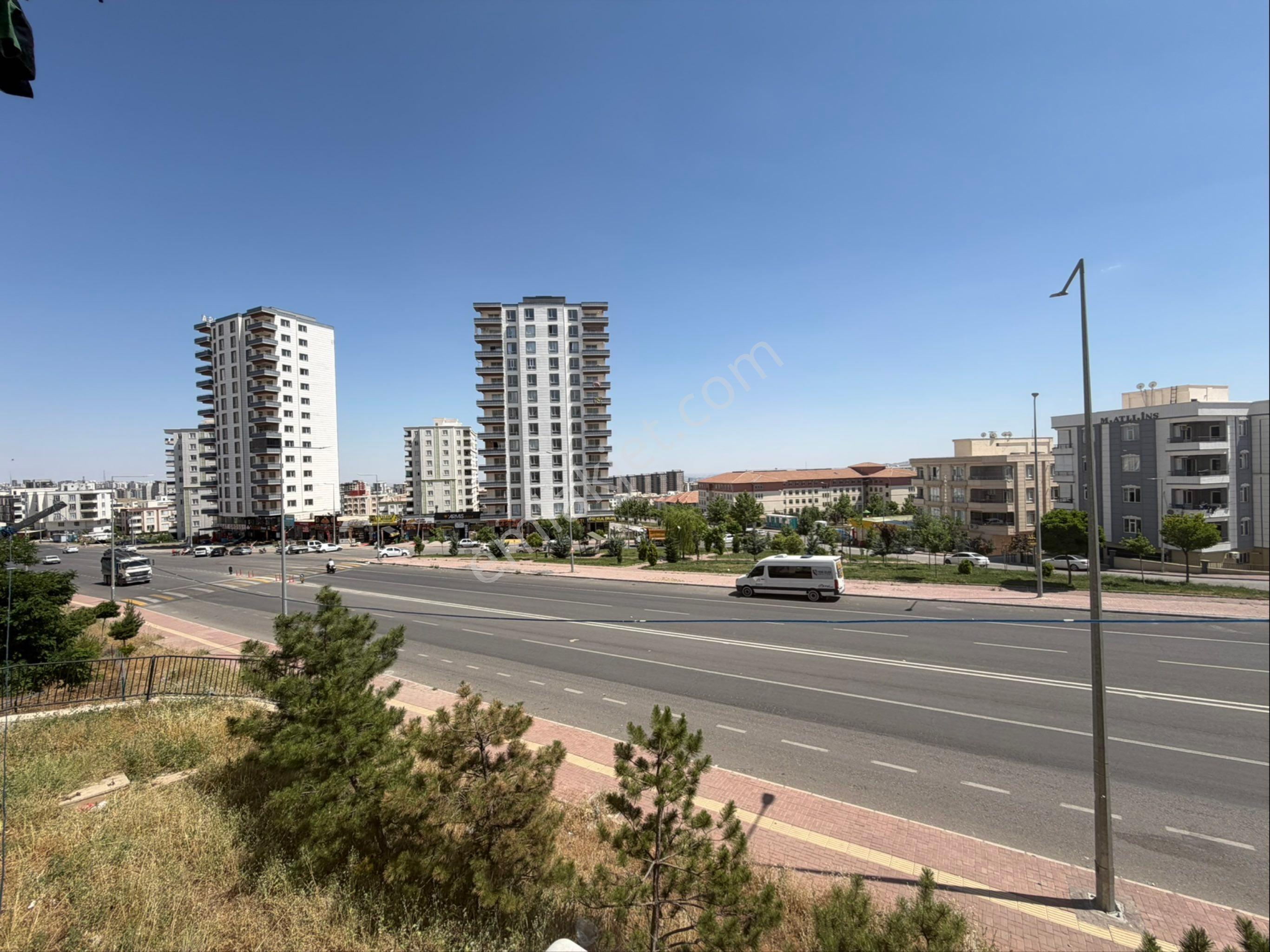 Cadde Seyran’dan Satılık Yol Cepheli Sarı Toki 2+1 Daire - Görsel 12