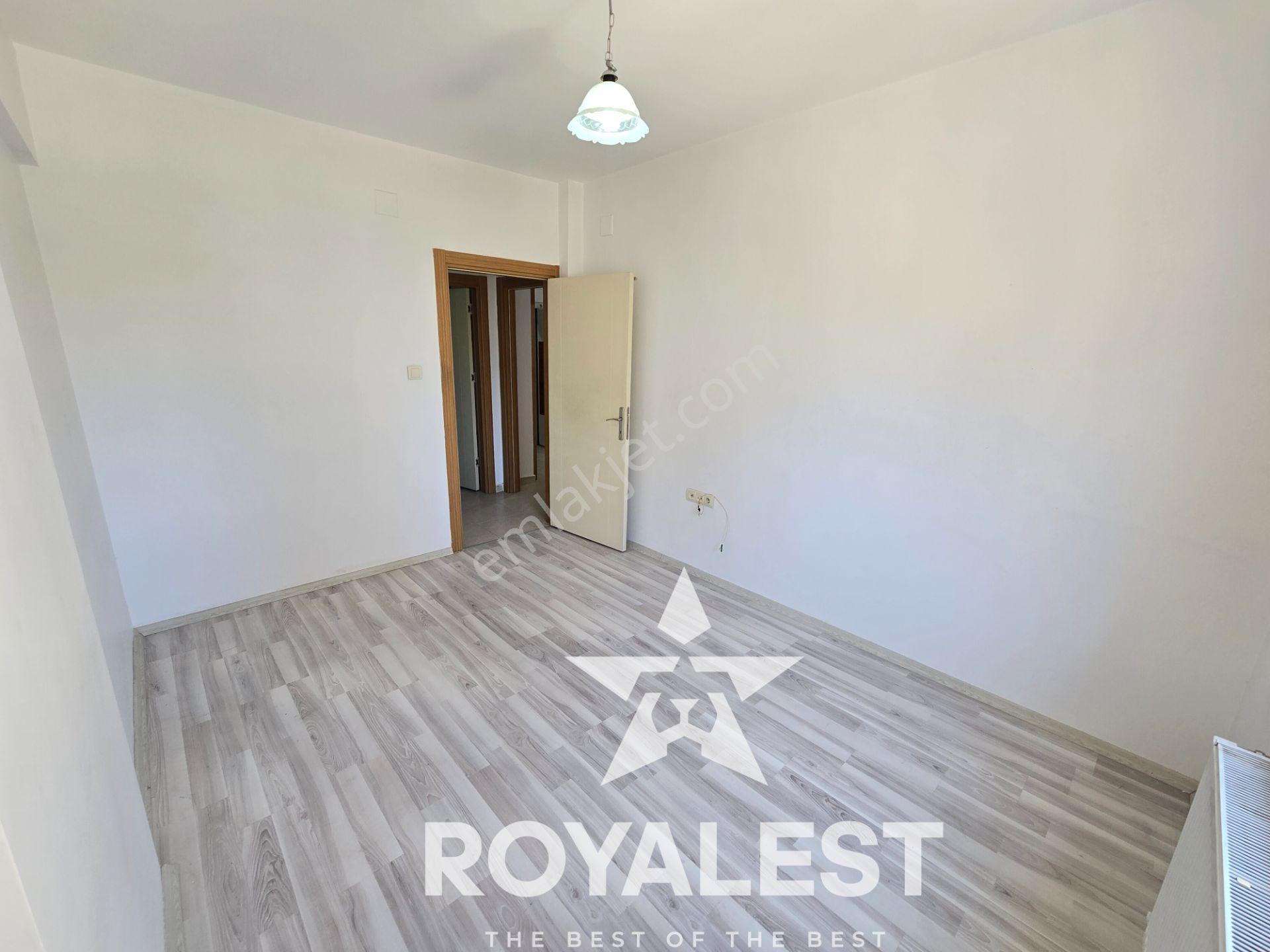 Royalest'ten Arakat Siteiçi Kapalı Mutfak, Kiler Ve Balkonlu 1+1 - Görsel 4