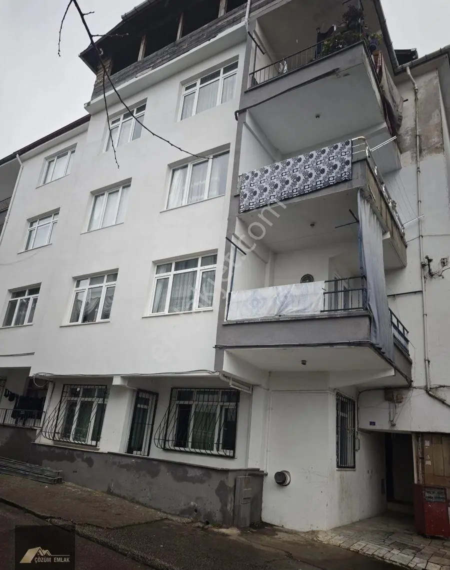 Kocaeli Karamürsel 4 Temmuz Mahallesi Satılık 3+1 Geniş Daire