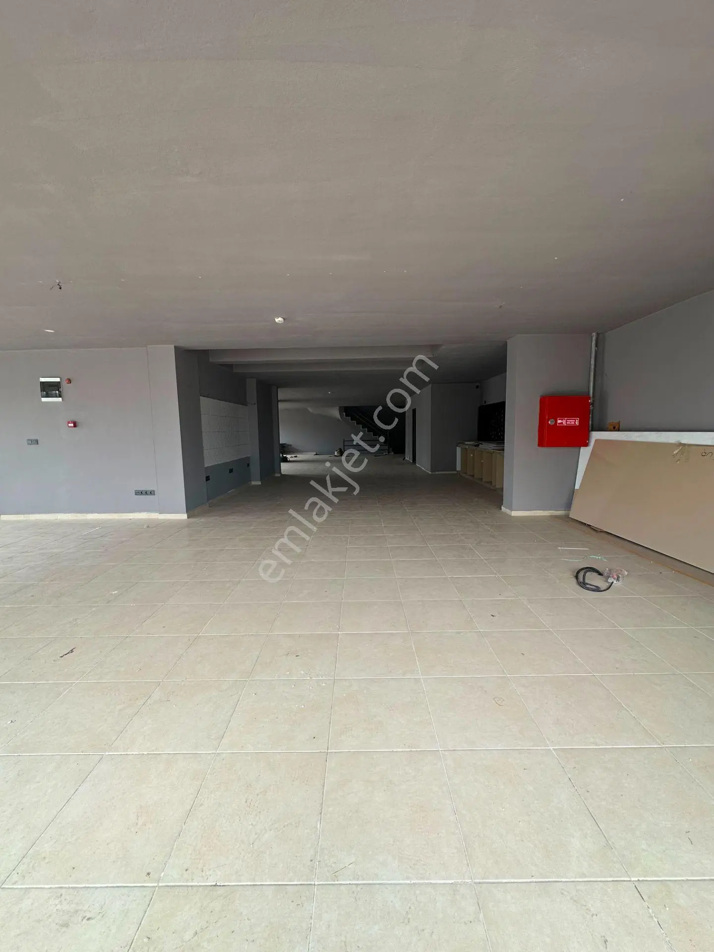 Kepez Devlet Hastanesine Komşu 1.000 M2 Kiralık Dükkan - Görsel 3