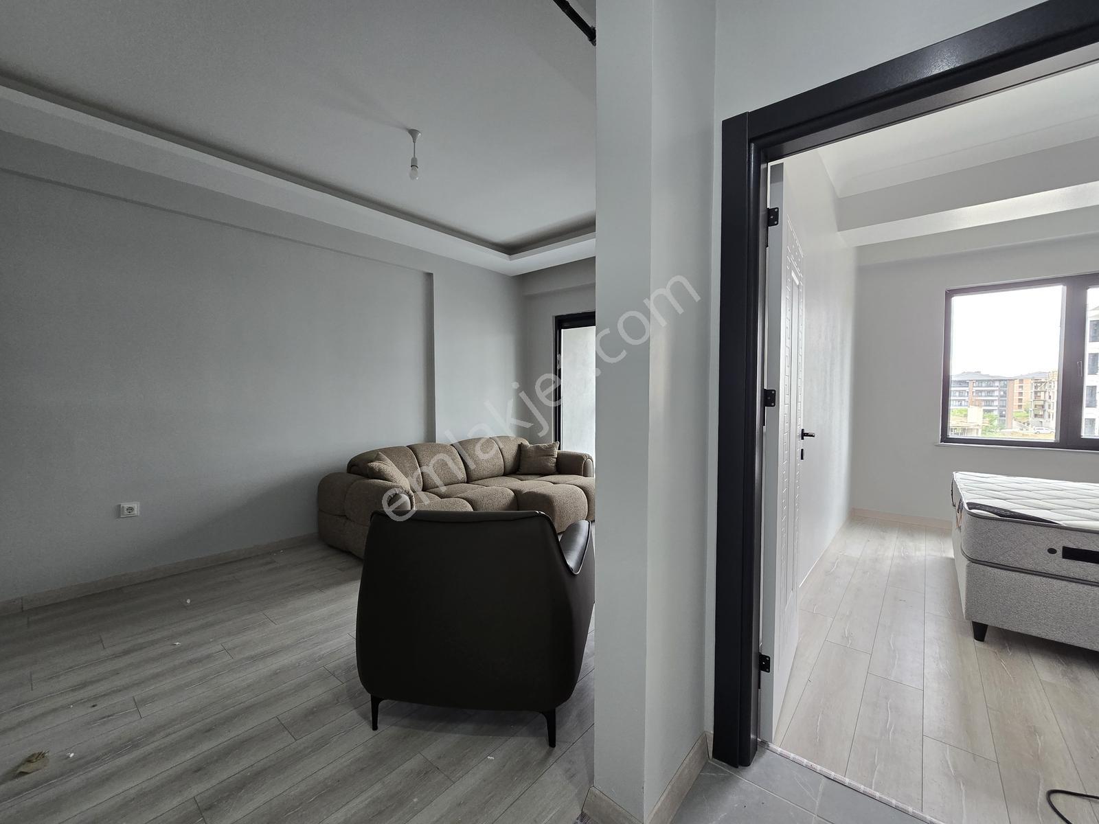 Atatürk Mah Sıfır Full Eşyalı Ara Kat 1+1 Kiralık Daire - Görsel 3