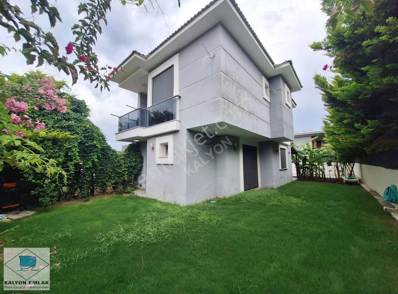 Çeşme Çiftlikköy' De Kalyon' Dan Müstakil Havuzlu Kiralık Villa - Görsel 22