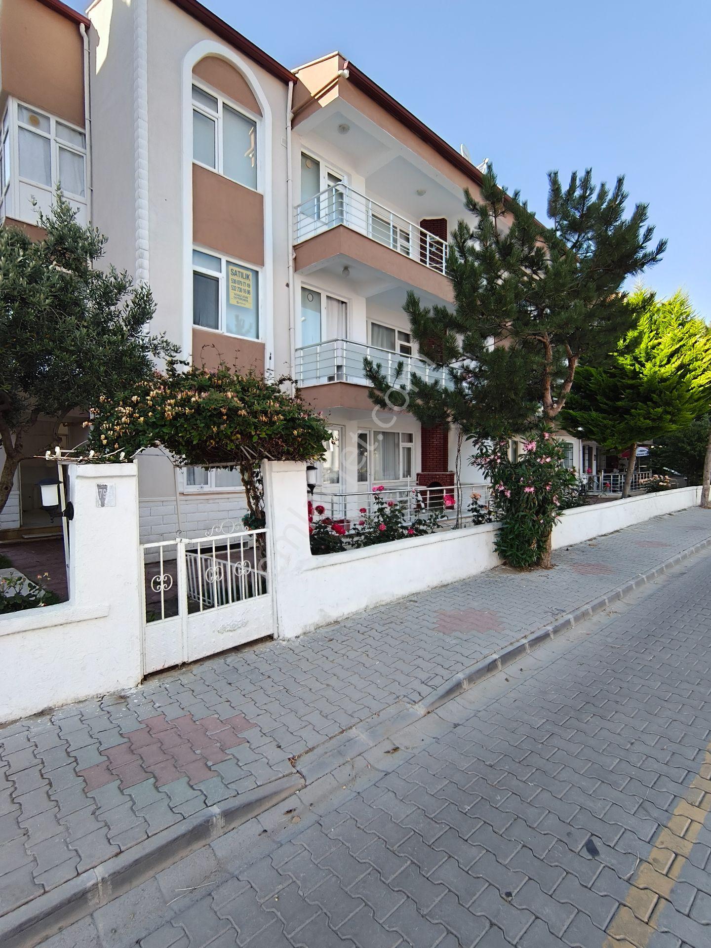 Bulut Yatırımdan 2+1 Merkezi Konumda Denize Yakın Yazlık Daire