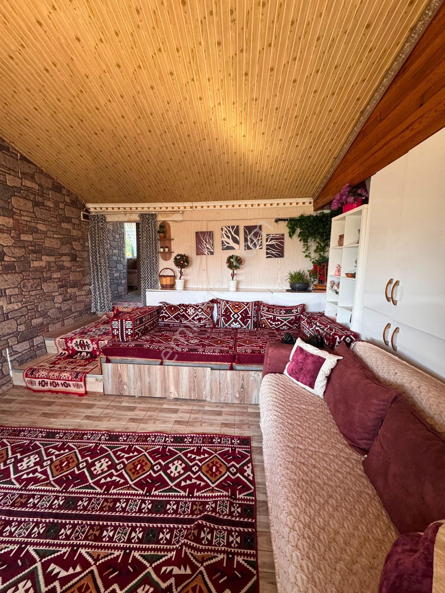 Dürdane 'de 3,5 Kat Villa İmarlı Arsa Üzerinde Müstakil Yaşam ! - Görsel 24