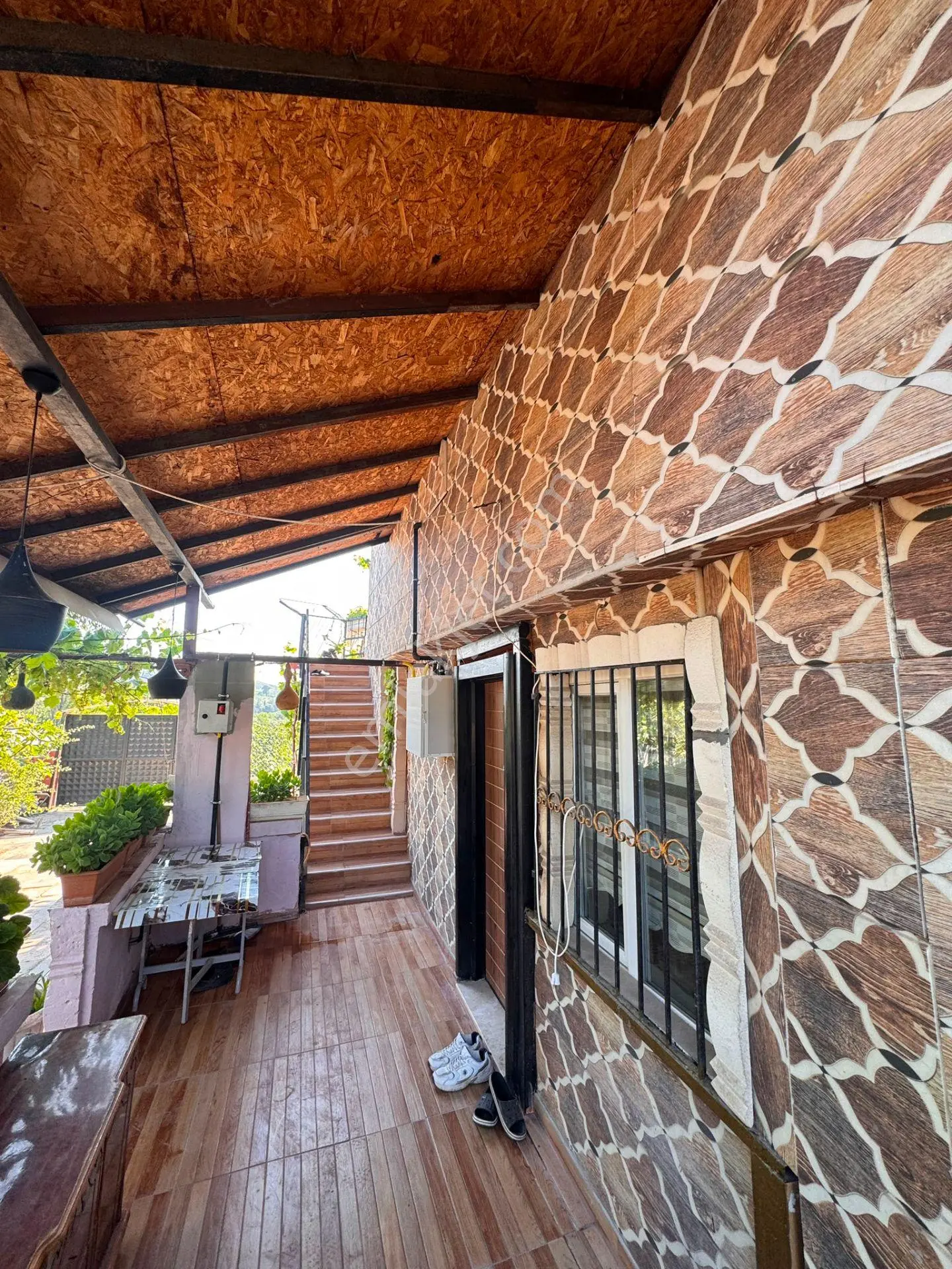 Dürdane 'de 3,5 Kat Villa İmarlı Arsa Üzerinde Müstakil Yaşam ! - Görsel 3