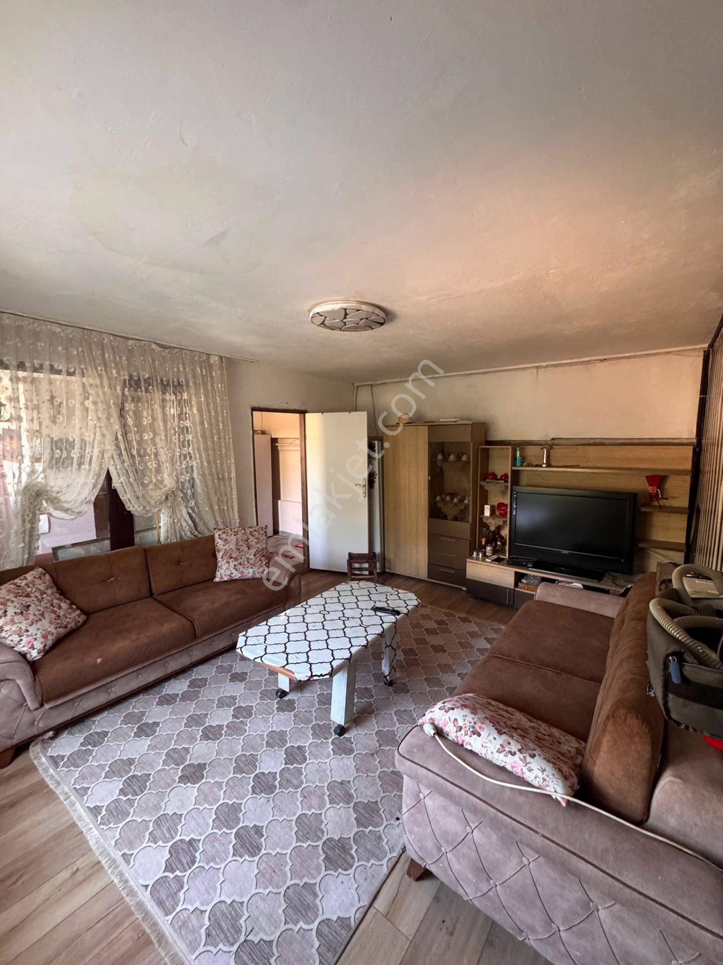 Dürdane 'de 3,5 Kat Villa İmarlı Arsa Üzerinde Müstakil Yaşam ! - Görsel 15