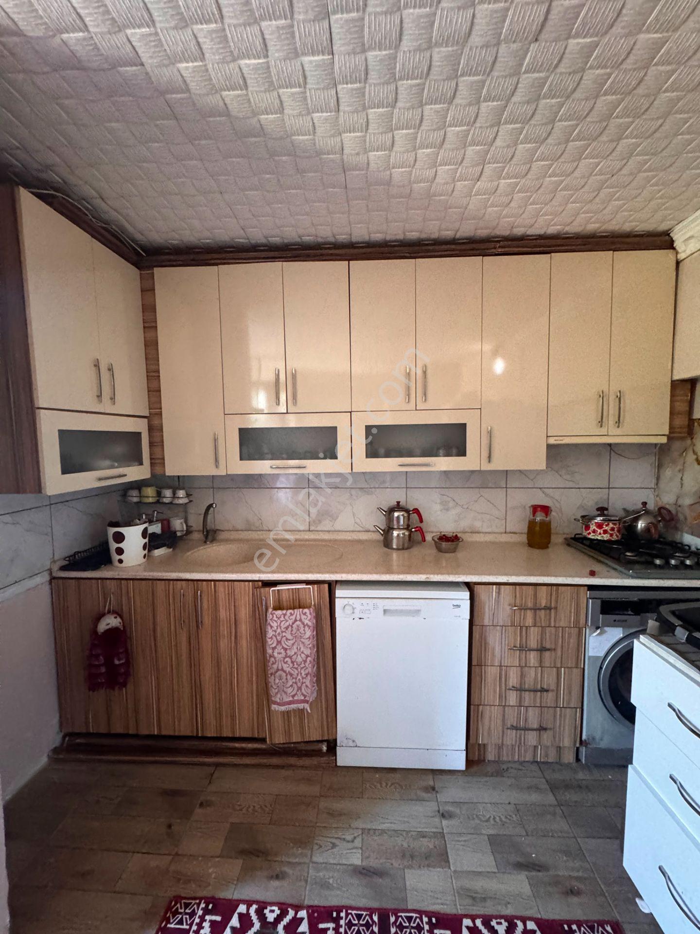 Dürdane 'de 3,5 Kat Villa İmarlı Arsa Üzerinde Müstakil Yaşam ! - Görsel 14
