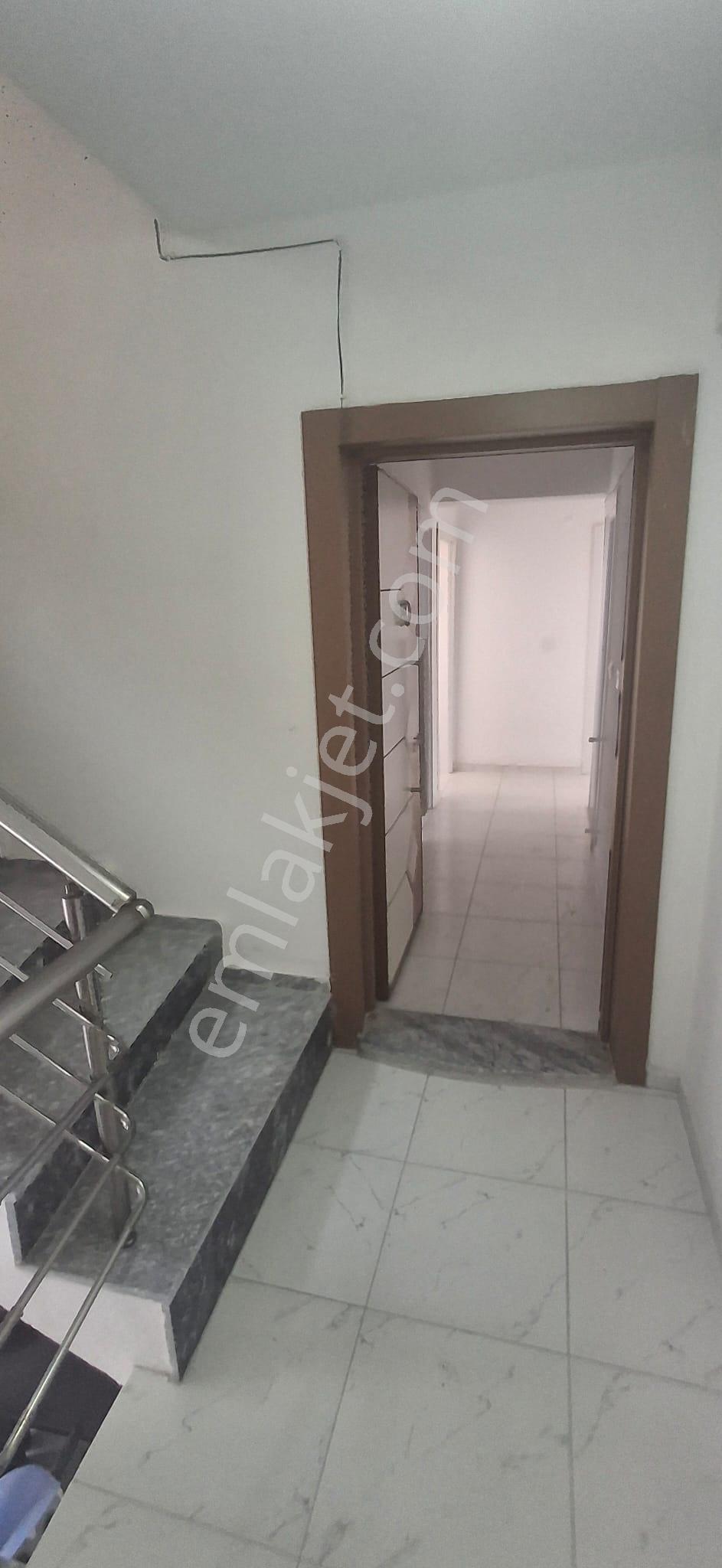 Burak Emlak'tan Yenibağrası Mahallesinde Satılık 2+1 Daire 3.650.000 Tl - Görsel 15